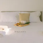 Kymo Fig Tree Bay House