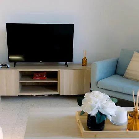 Kymo Fig Tree Bay House Protaras