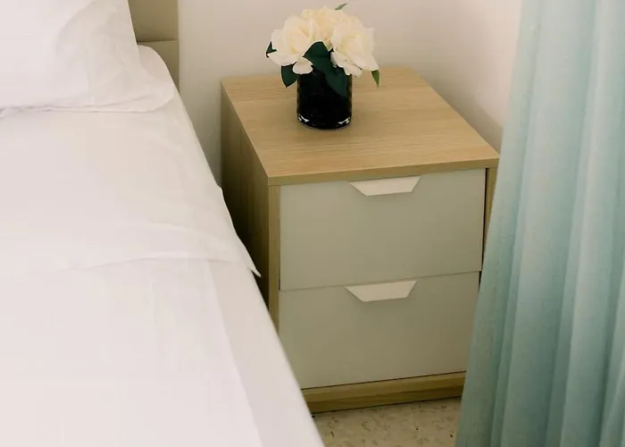 Kymo Fig Tree Bay House Protaras